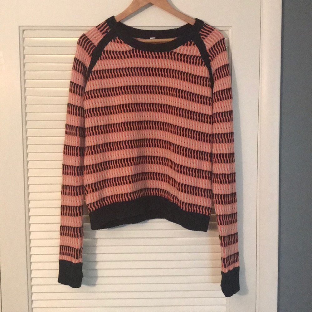 Lululemon sweater